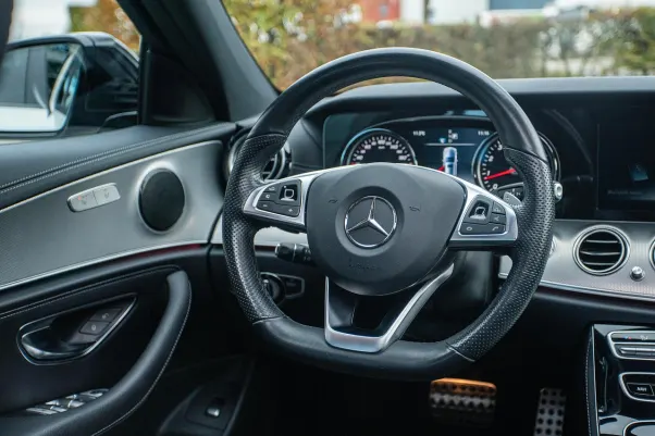 Казино Куин Вегас Android/iOS приложение